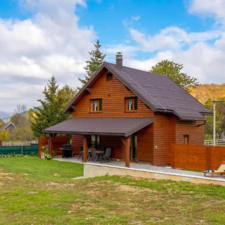 In With House A Mountain View Σπίτι διακοπών Tuk Vojni