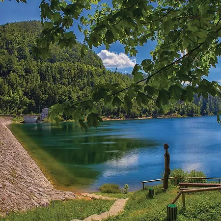 Lovely In * Tuk Vojni